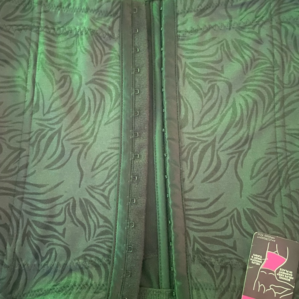 Maidenform Shaper - Picture 5 of 5